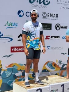 Miguel Reynoso – 2do lugar masculino, categoría 30-39 en el triatlón sprint.